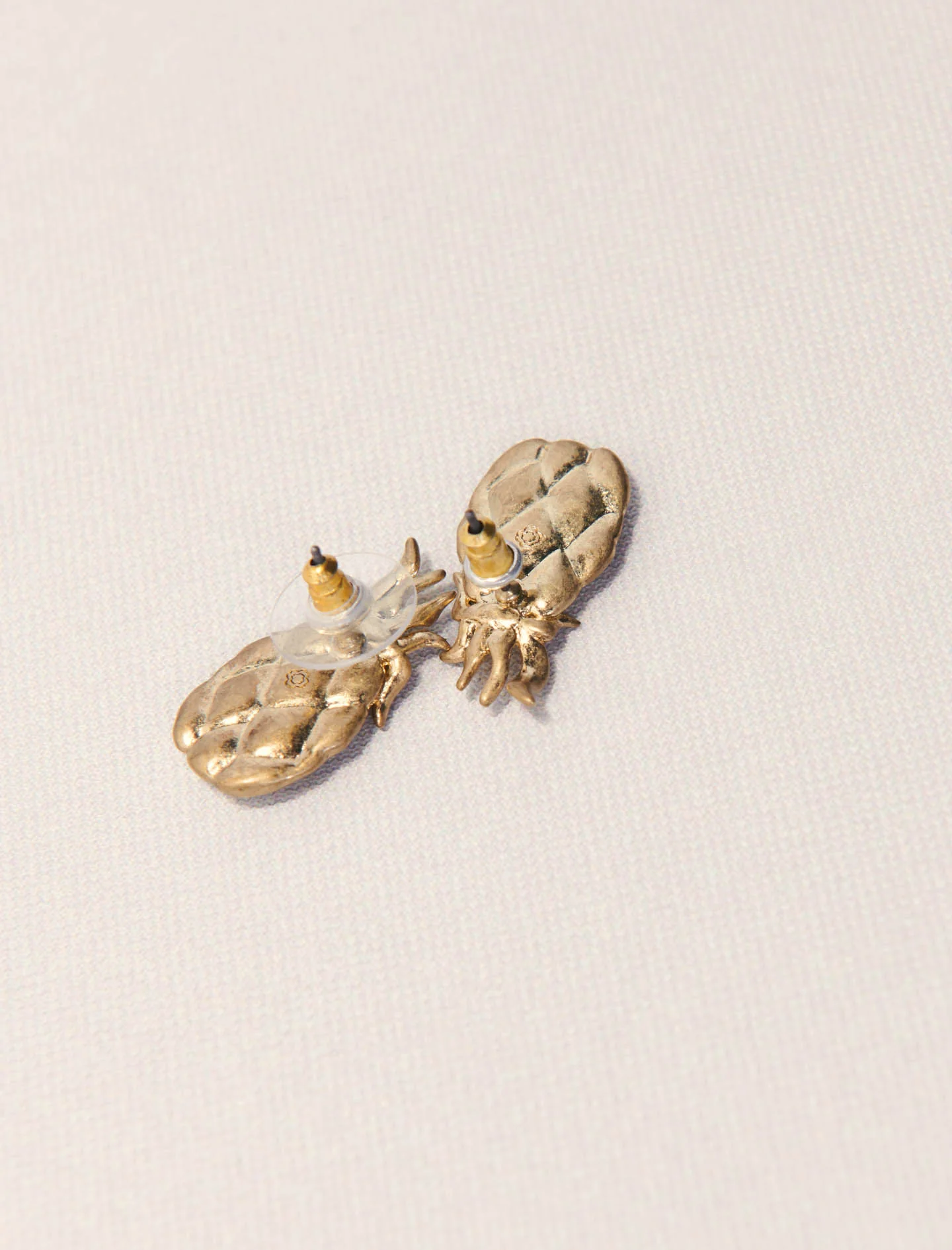 Pineapple rhinestone earrings Gold - Image 5