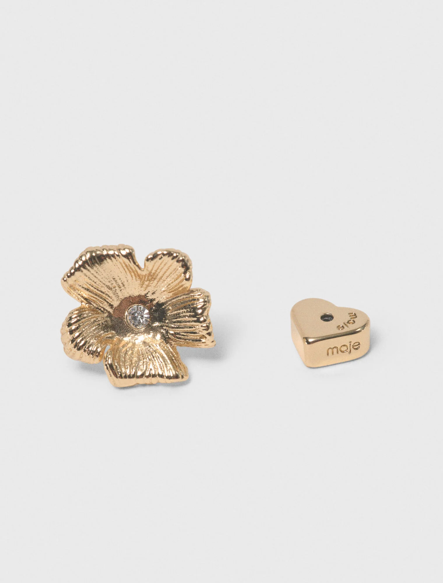 Flower Stud Earrings Gold - Image 4