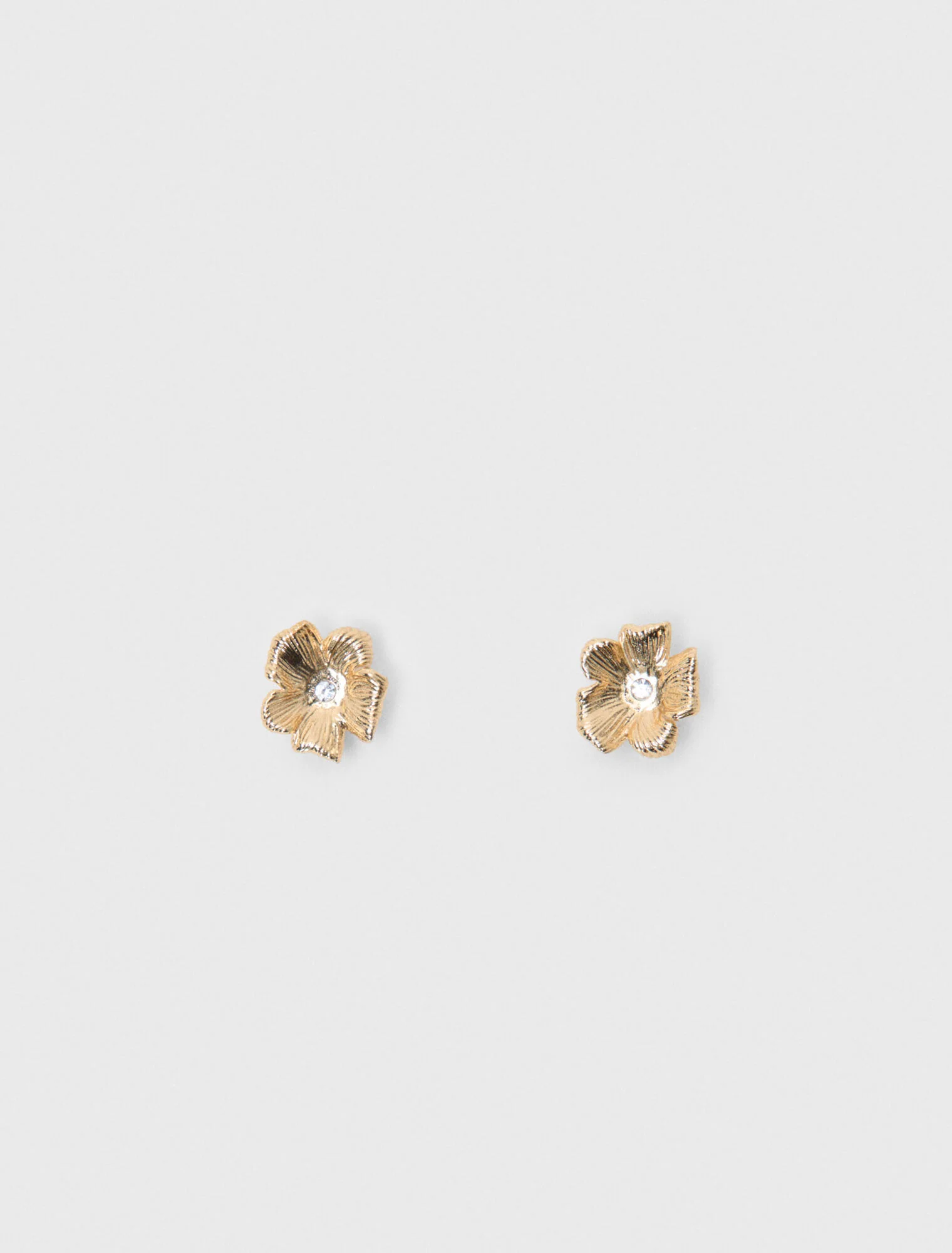 Flower Stud Earrings Gold - Image 5