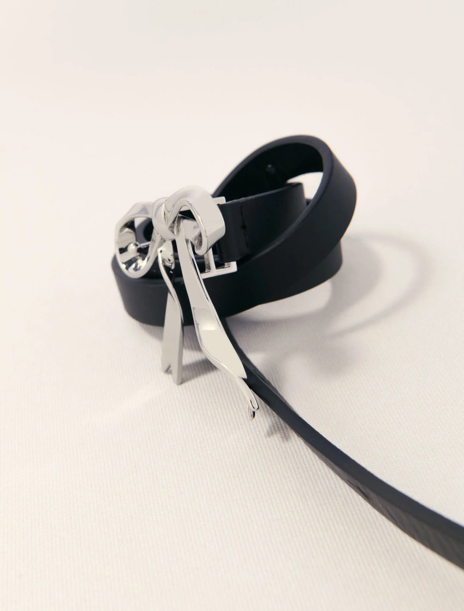 Slim leather bow belt Black - Image 3