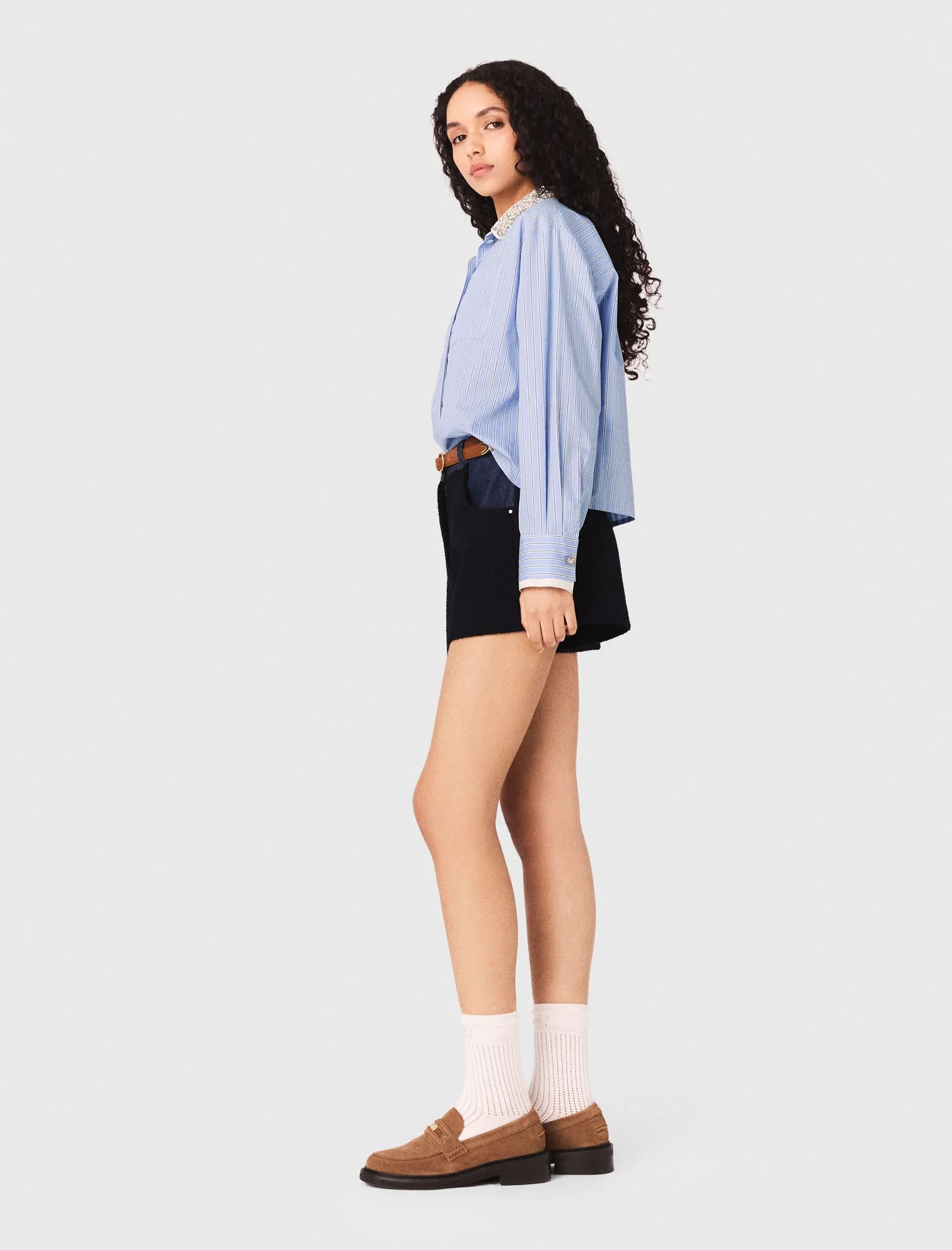 Shirt with removable jewel collar - Image 3