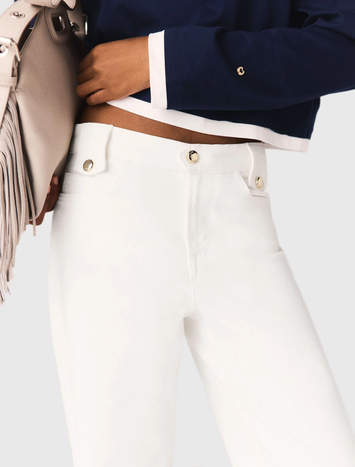 Flared Jeans White - Image 7