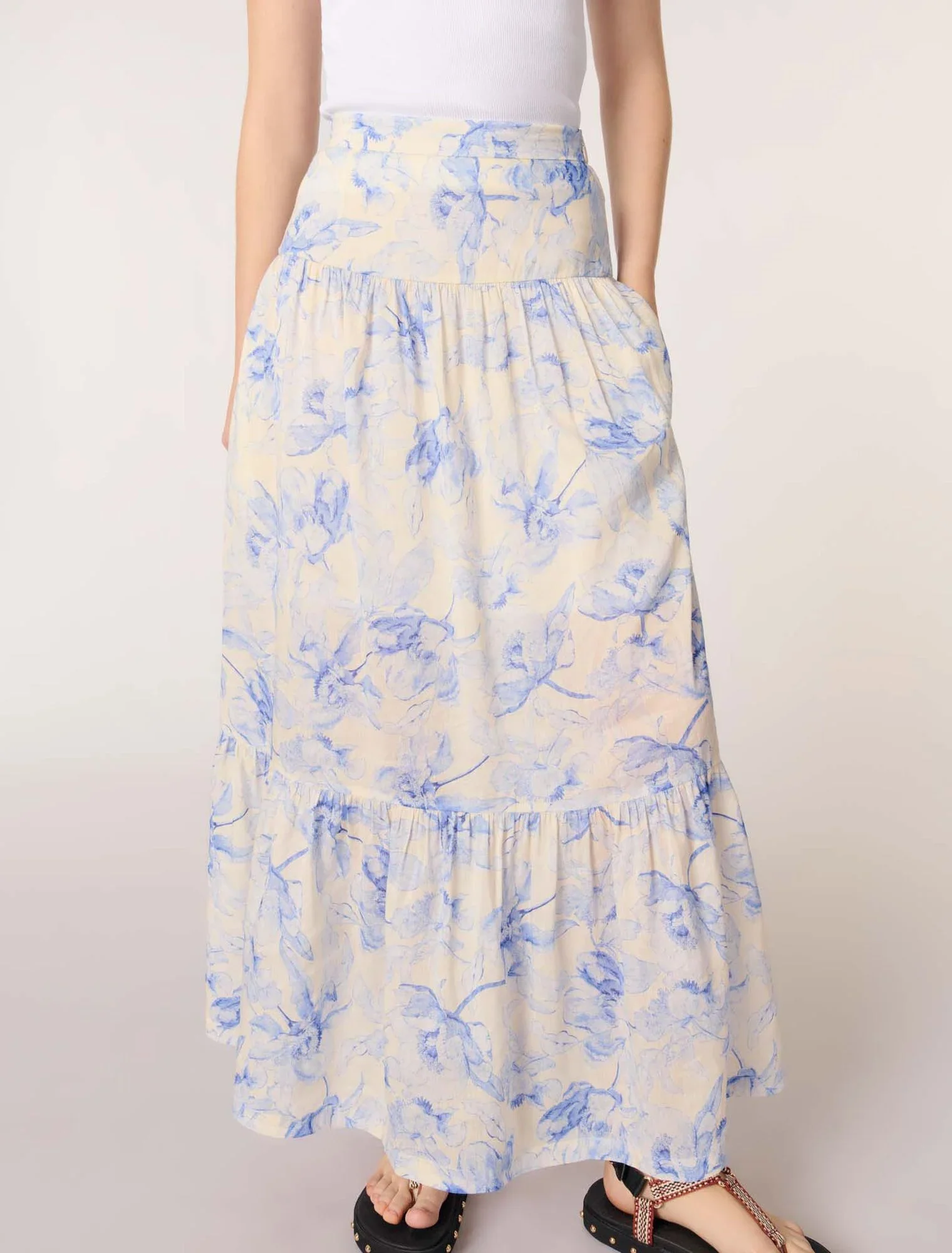 Floral maxi skirt Blue Flower Print Ecru Base - Image 5