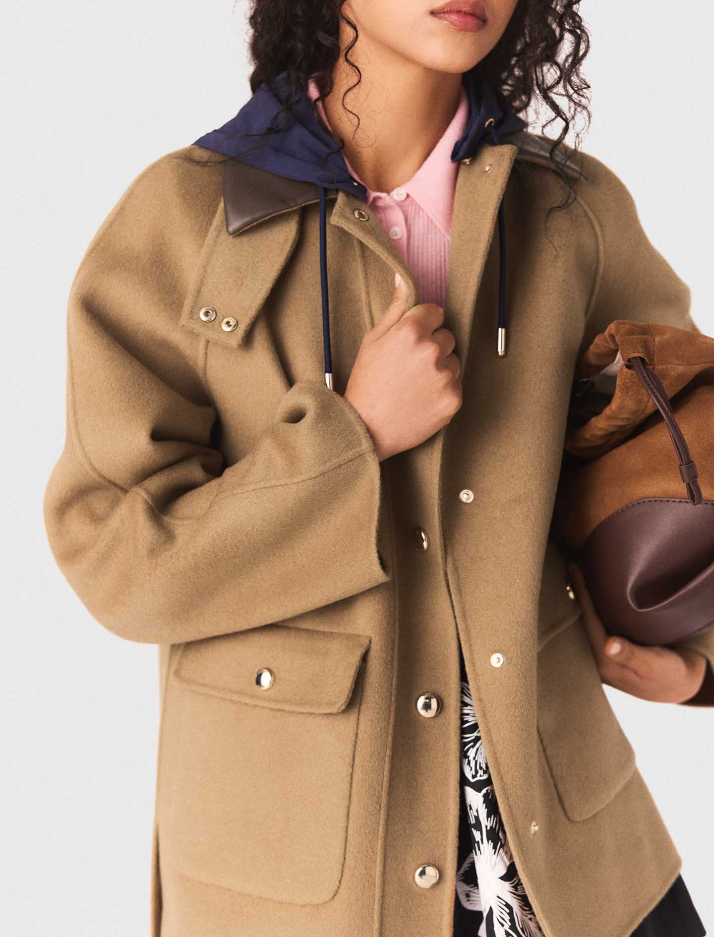 Wool coat with removable hood - Image 6