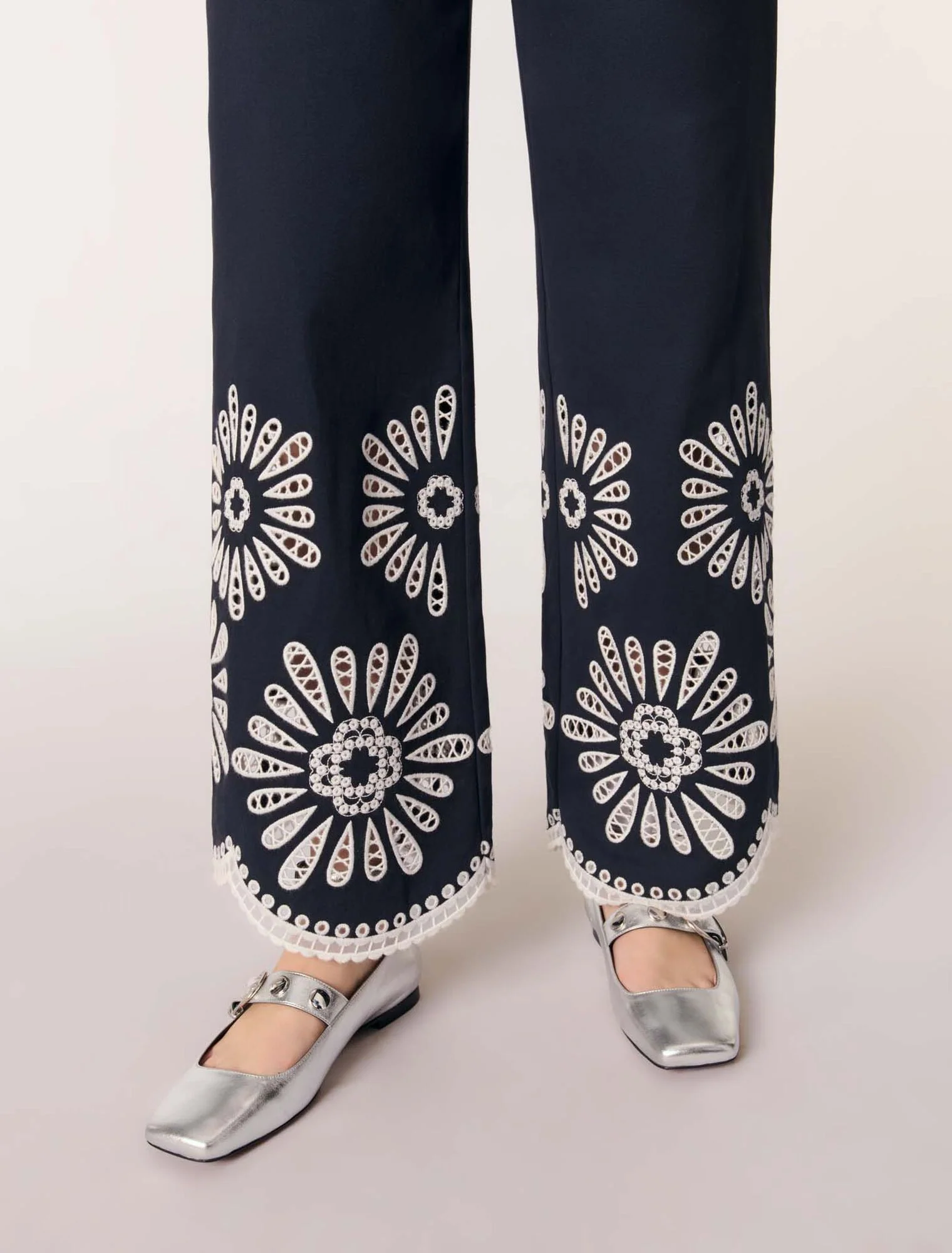 Trousers with crochet detail Navy - Image 5