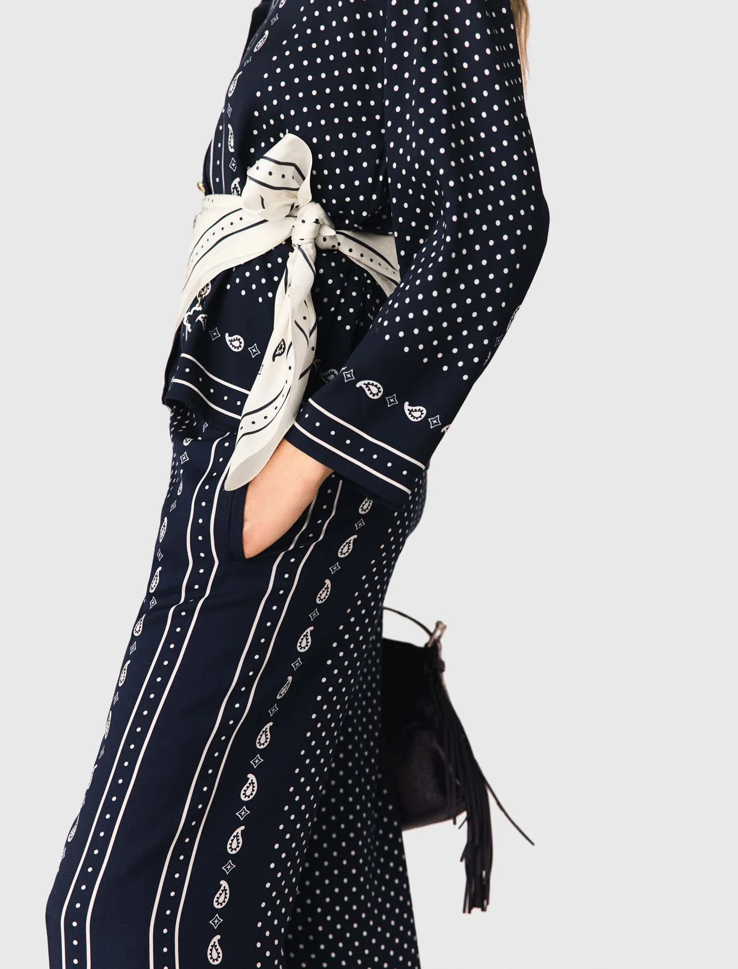 Printed fluid trousers - Image 7