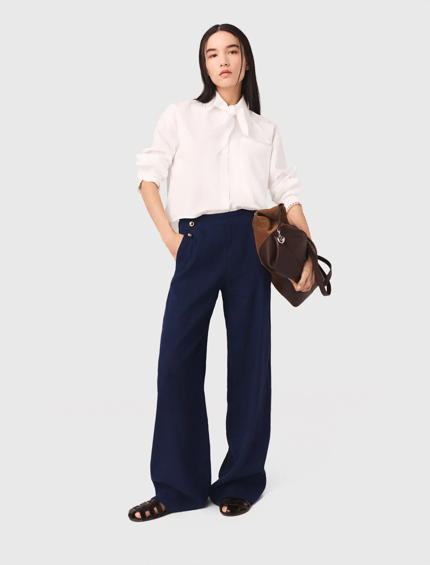 Linen Blend Bridge Trousers Navy - Image 4
