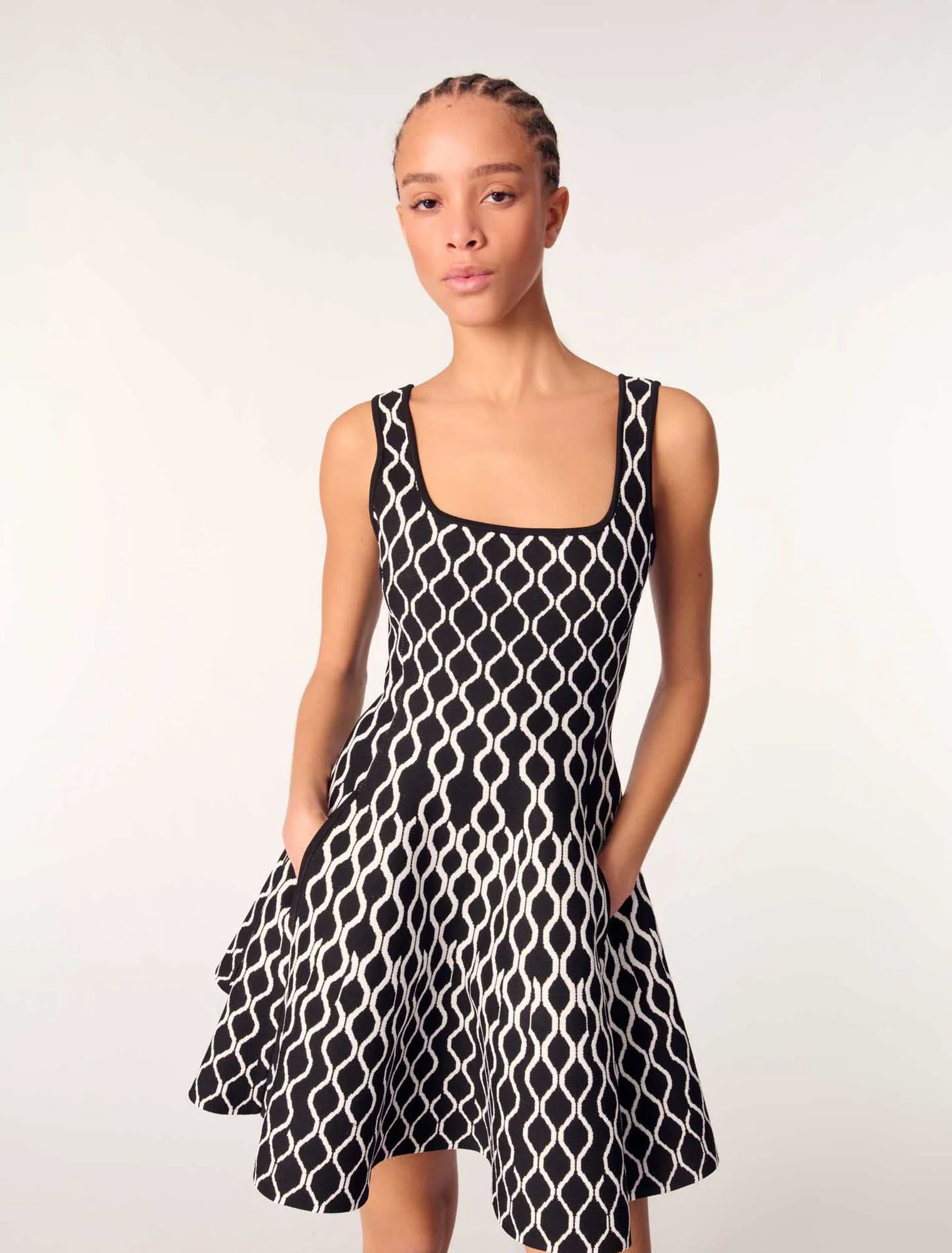 Short patterned knit dress Black / White - Image 4