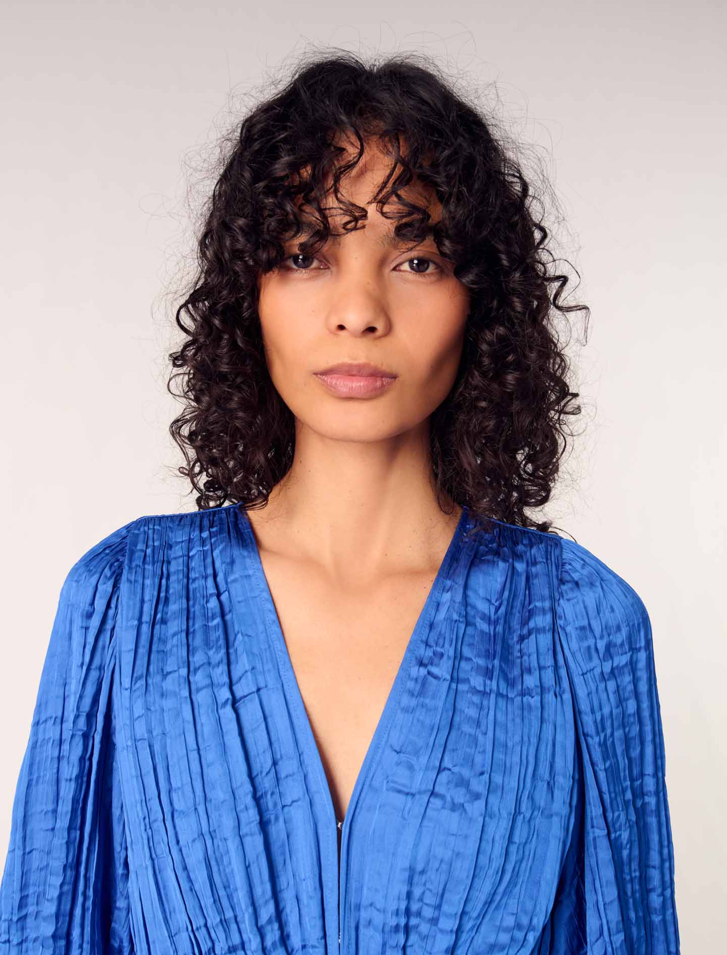 Long satiny dress Blue - Image 5