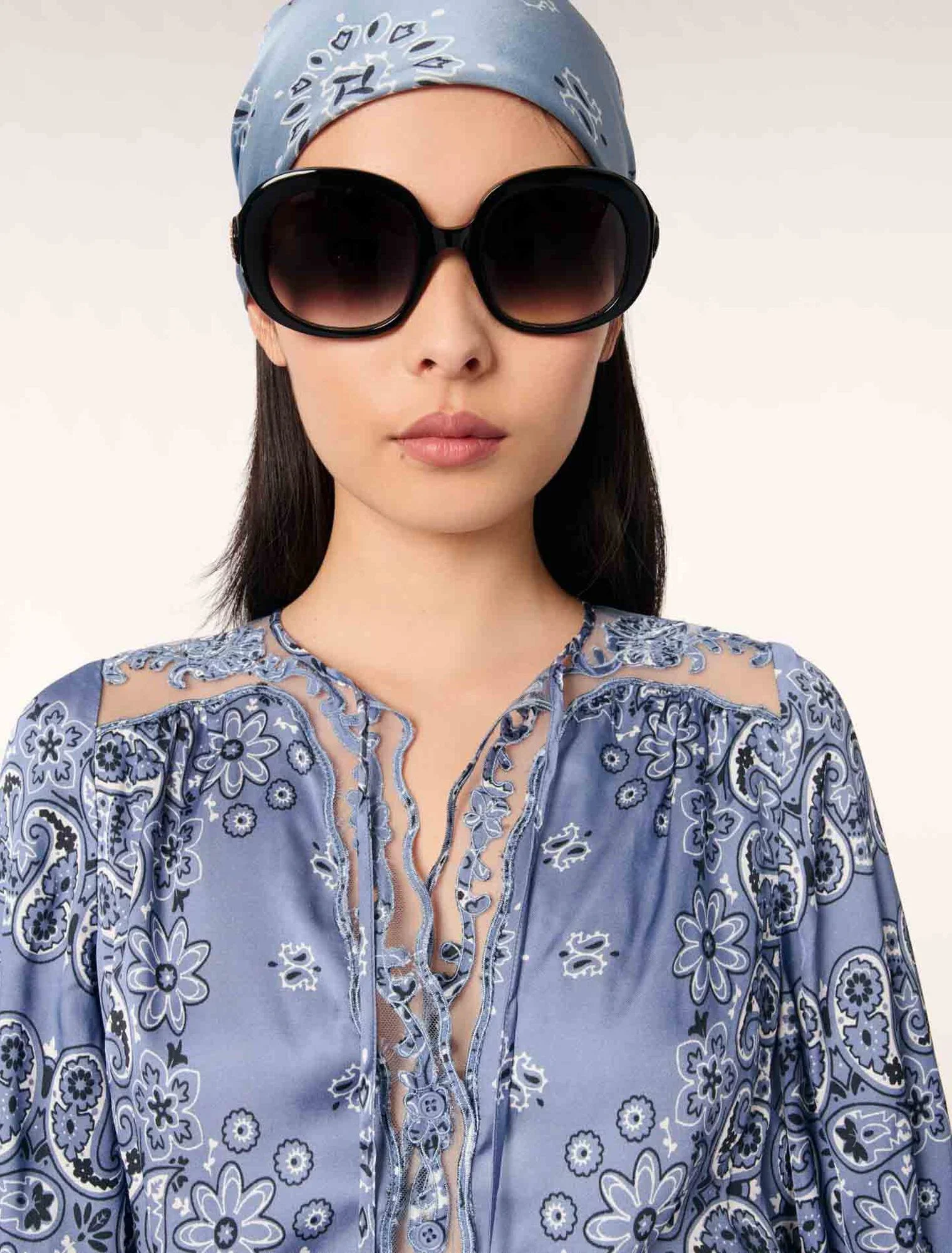 Short patterned floaty dress Blue Bandana Print - Image 6