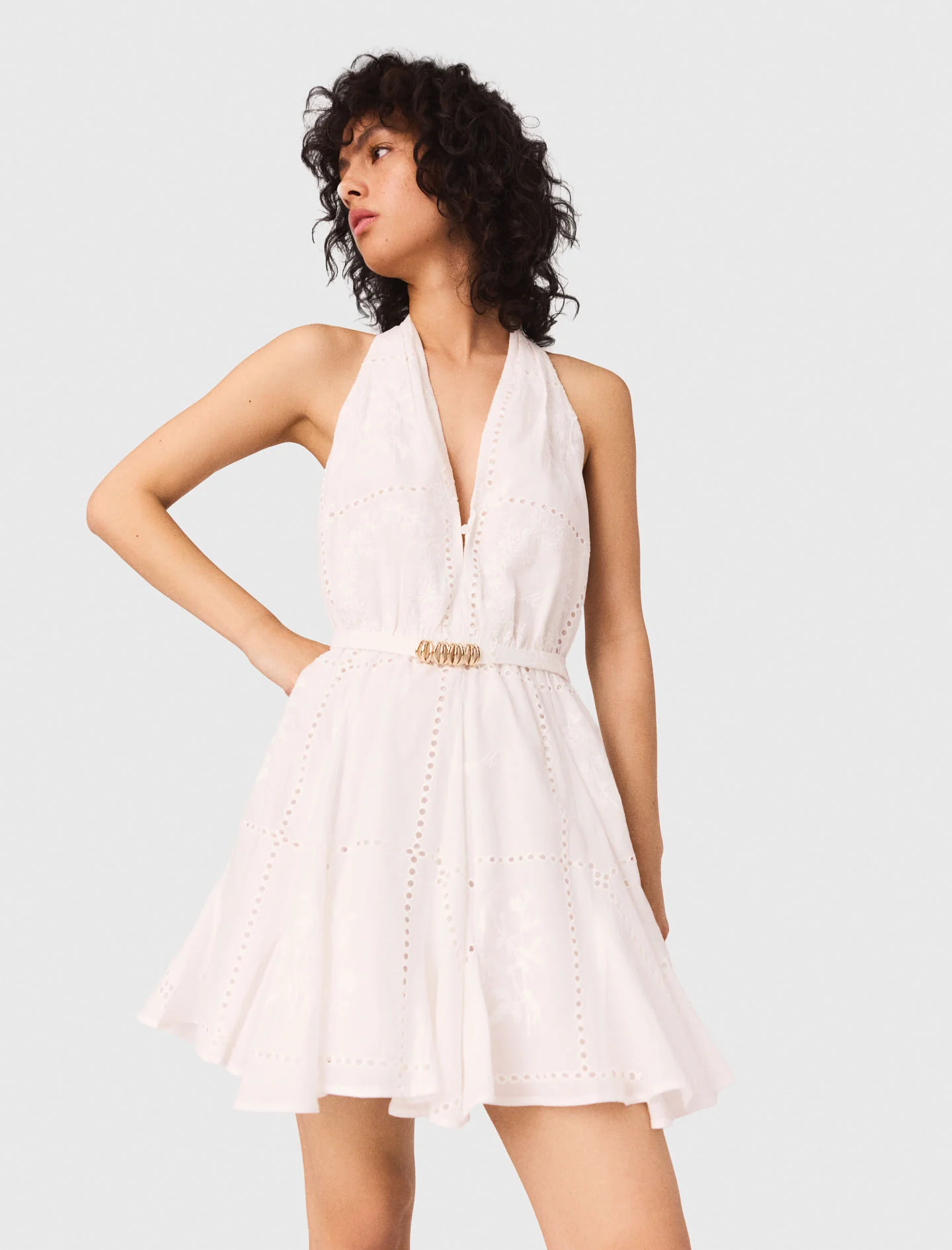 Short embroidered backless dress White - Image 6