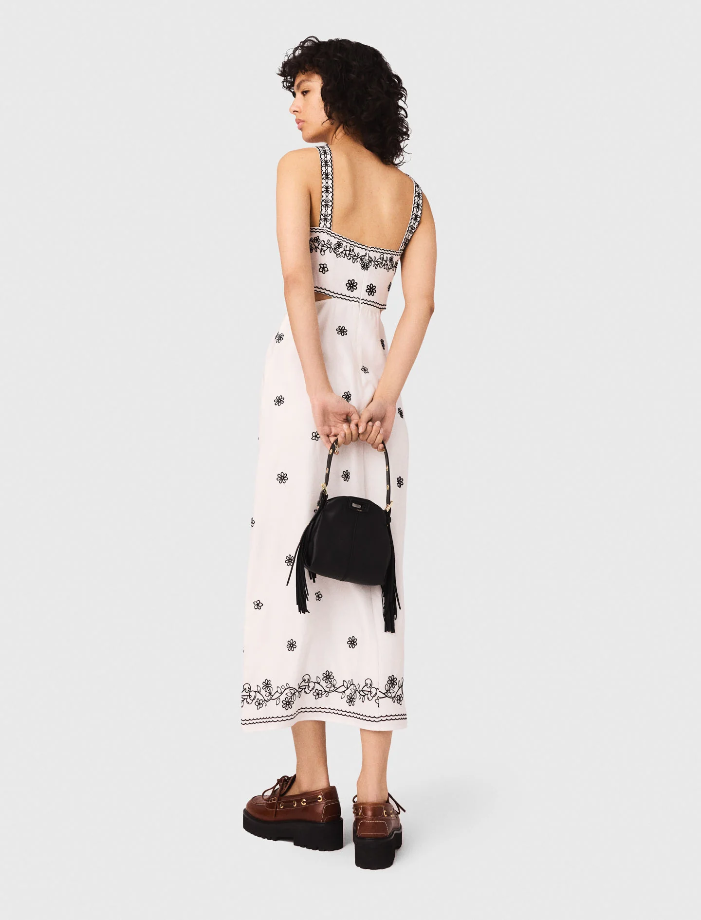 Long embroidered dress with cut-out Ecru / Black - Image 3
