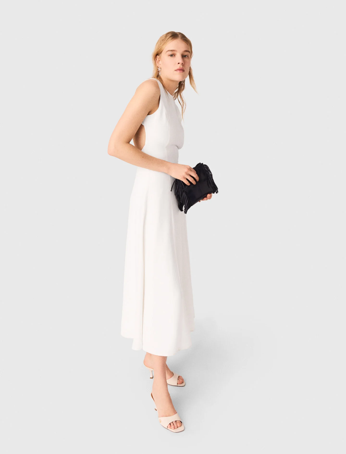 Backless Midi Dress White - Image 4