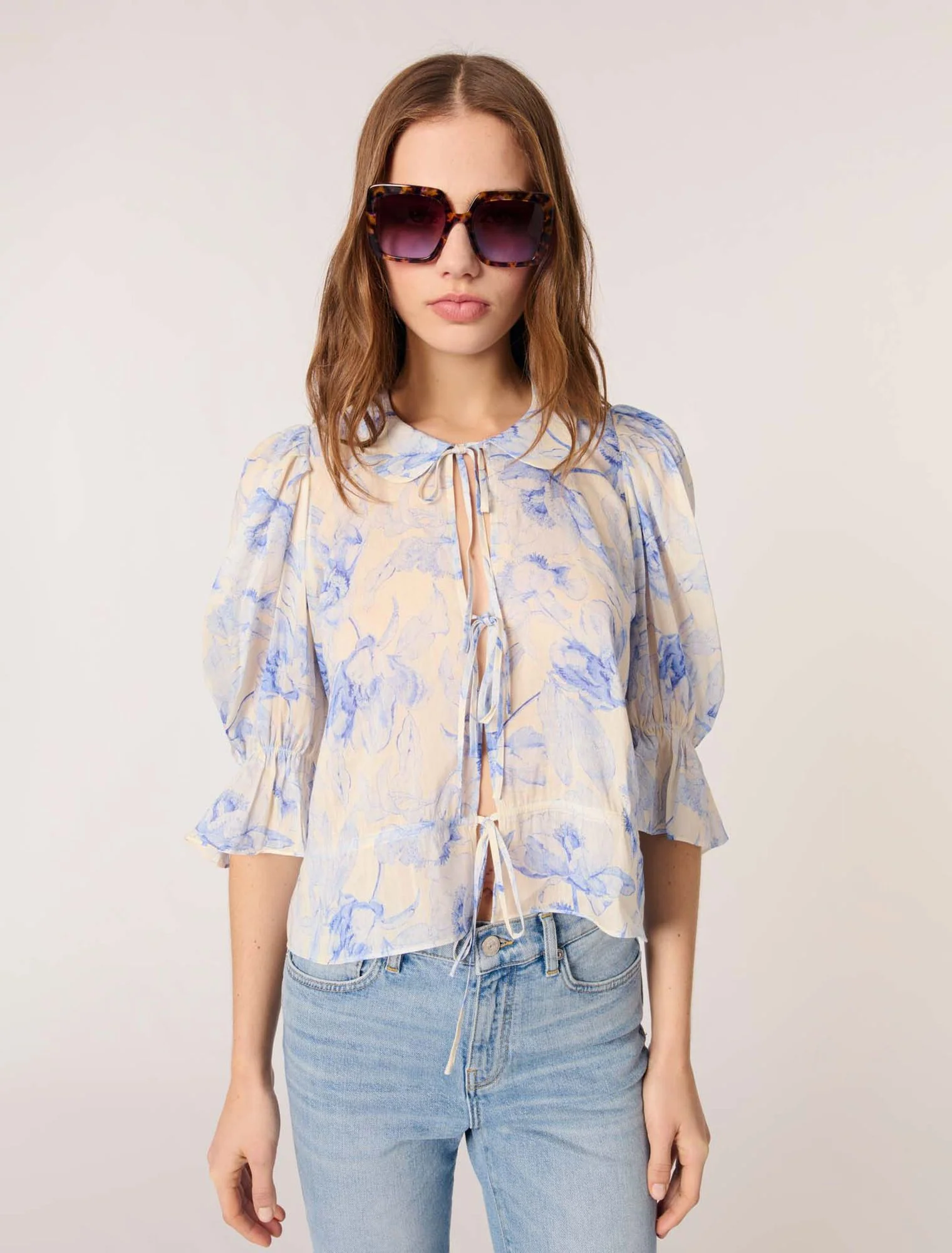 Patterned top Blue Flower Print Ecru Base - Image 4