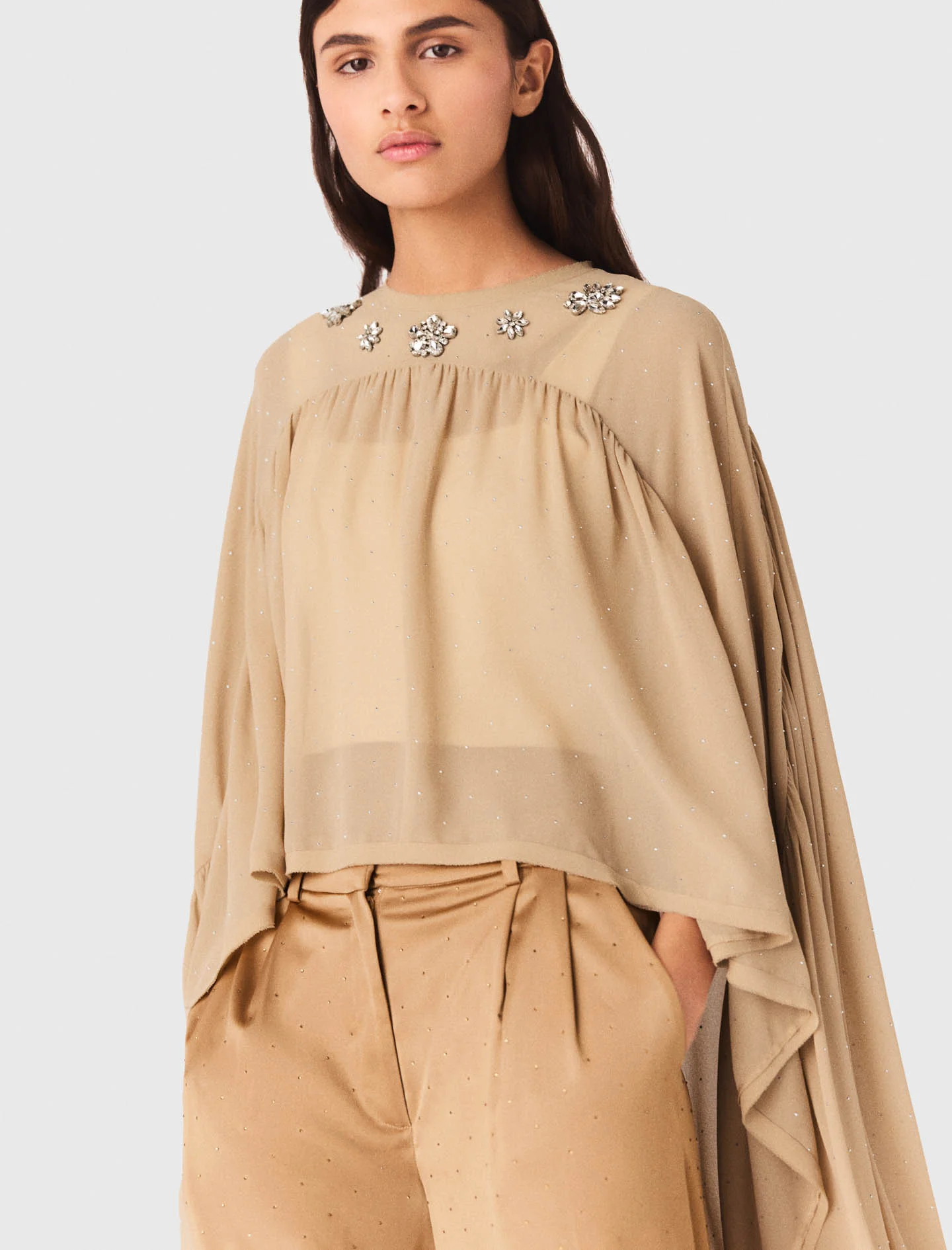Cape top with jewel collar - Image 5