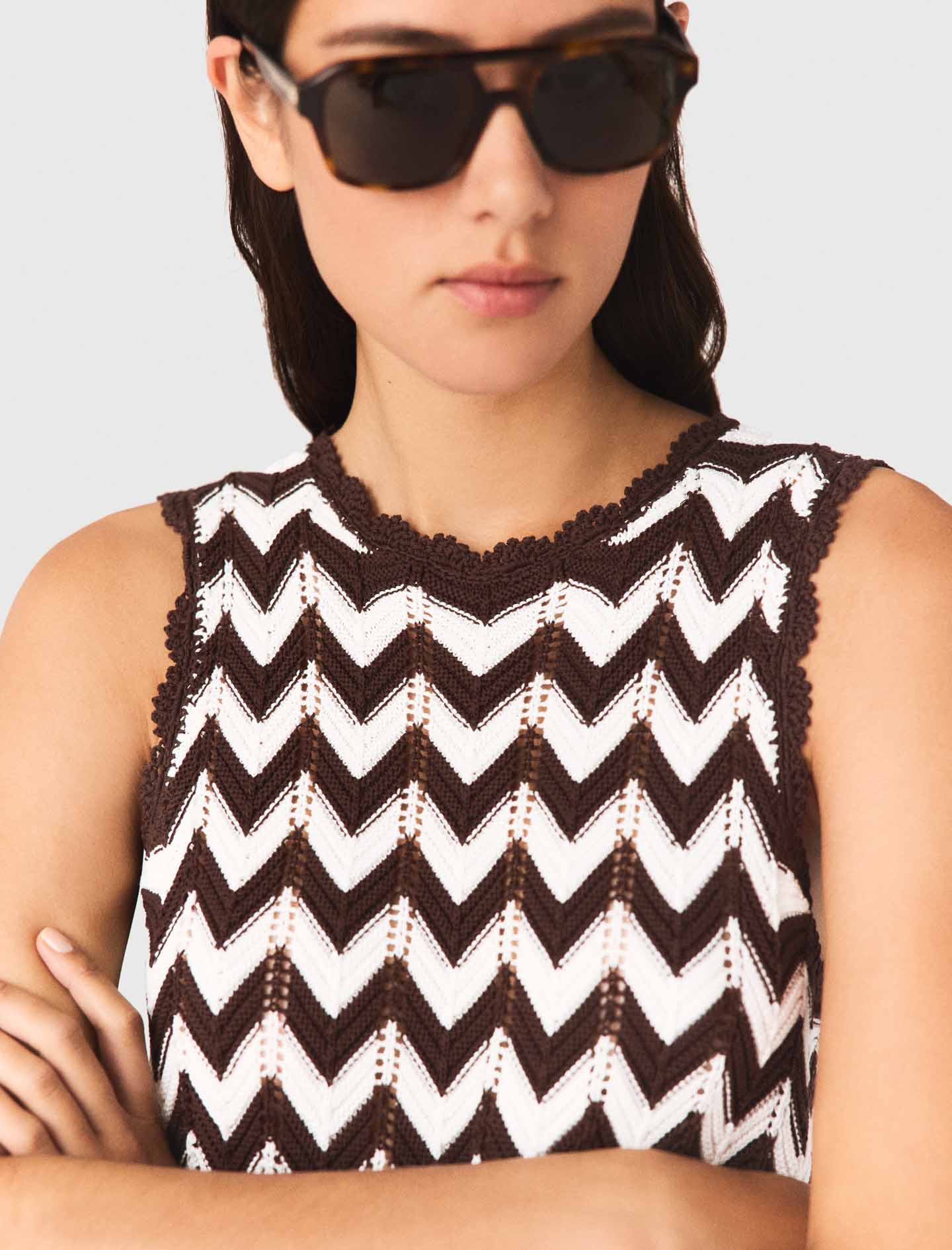 Zigzag Crochet Top Brown/White - Image 6