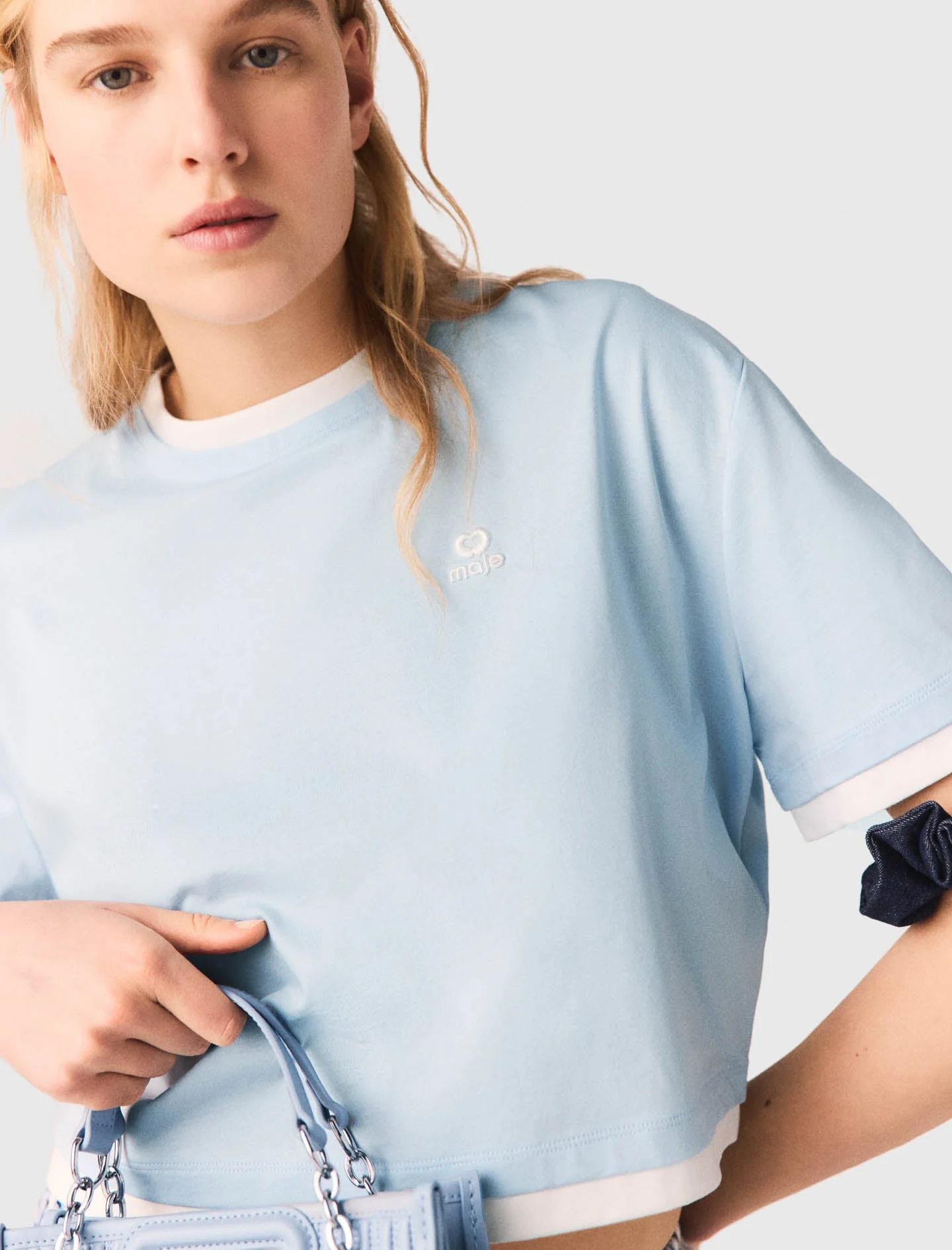 Two-Tone T-Shirt Blue Sky - Image 2